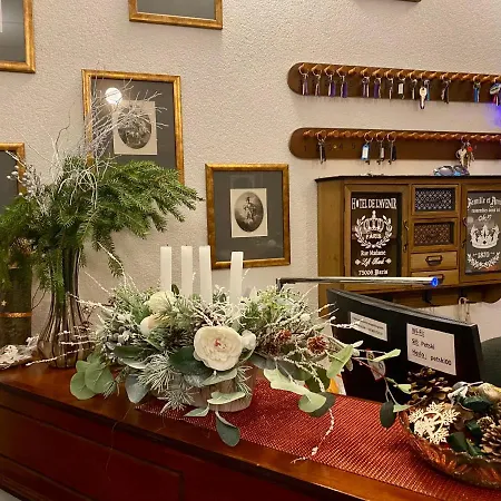 Petski Hotel
